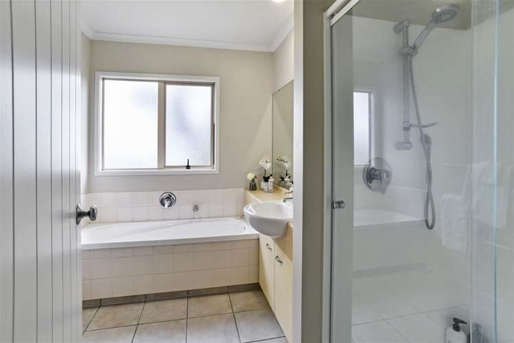 84 Riverton Drive Randwick Park_9