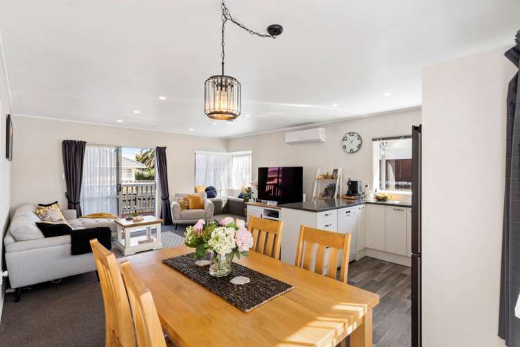 2/33 Alma Crescent Papakura_5