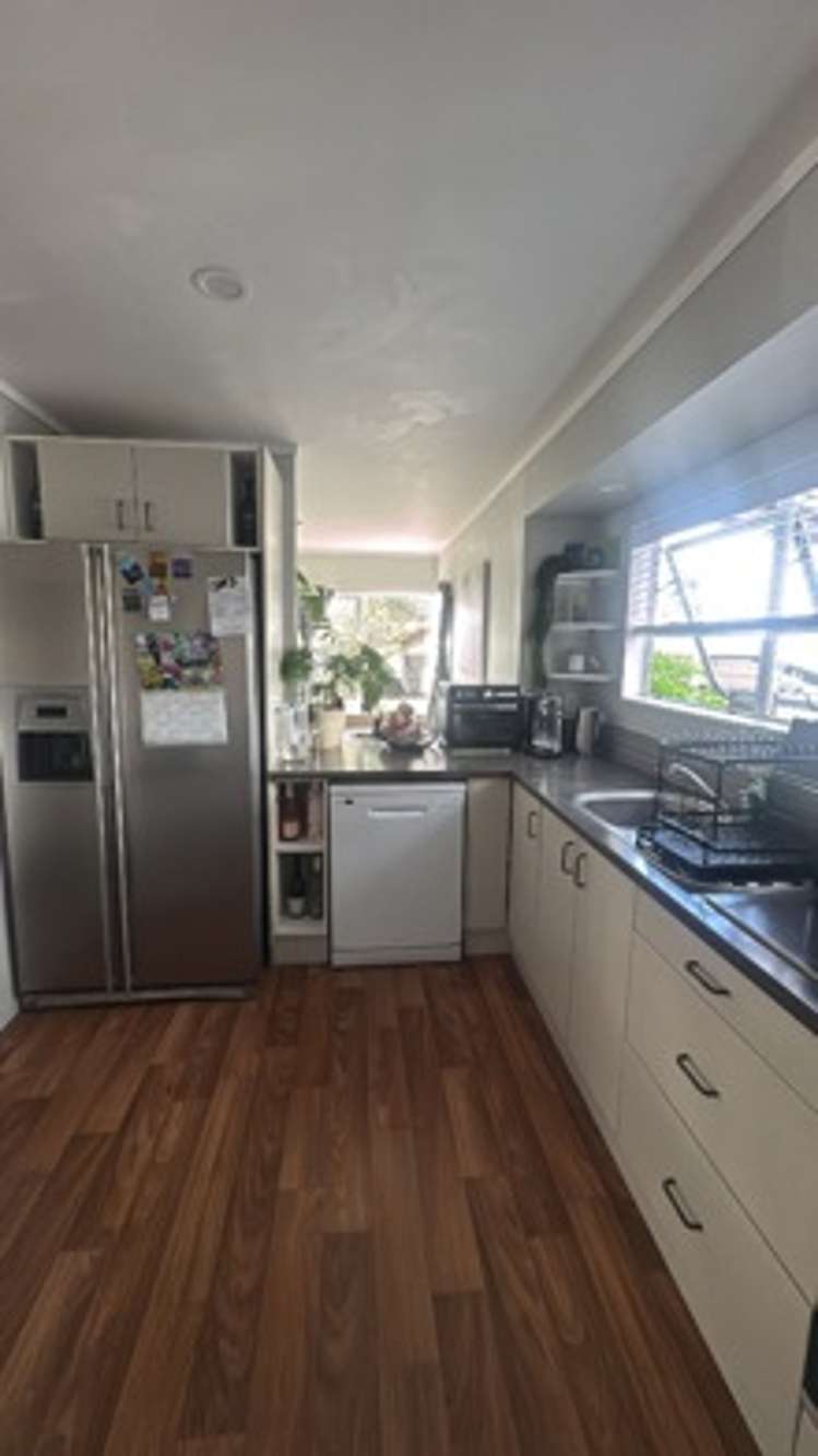 11 Hatfield Heights Orewa_2