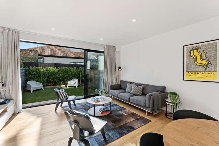 11/37 Saint Vincent Avenue Remuera_6