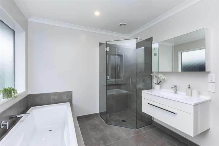 1/60 Port Hills Road Heathcote Valley_11