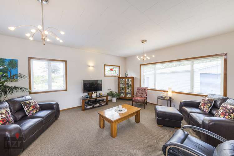 178 James Road Halcombe_8