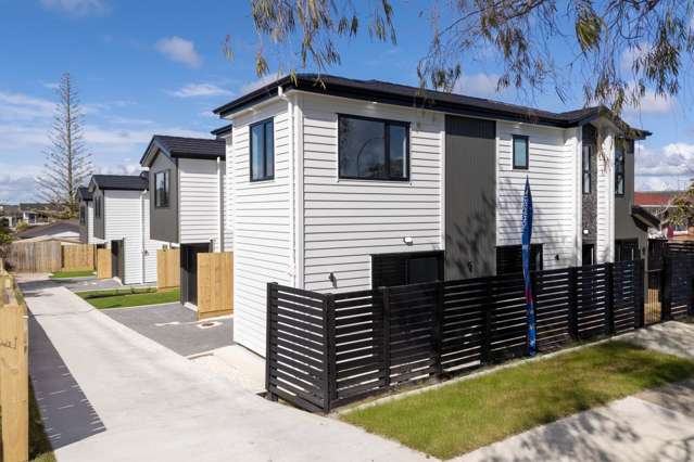 Brand New, Standalone & Ready to Move In!