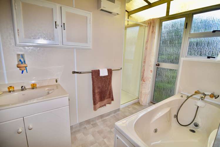 18 Kent Street Carterton_11