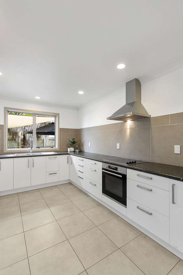 5 Glesan Place Beachlands_38