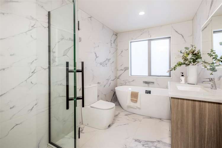 8 Whawhaki Road Beachlands_23