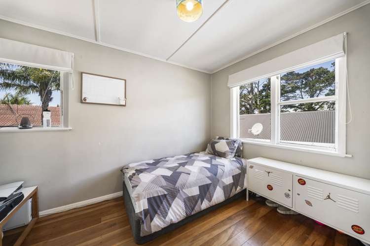 9/331 Royal Road Massey_9