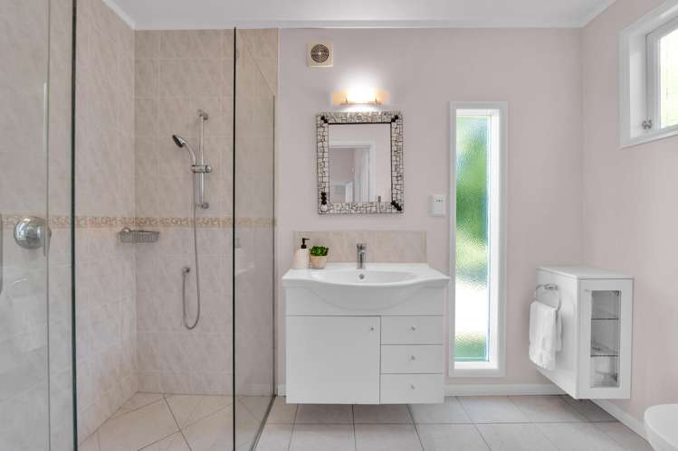 568 South Road Omata_17