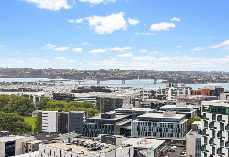 1009/72 Nelson Street 10015_9