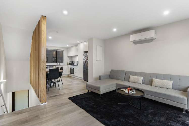 27 Ara Mara Hua Henderson_6