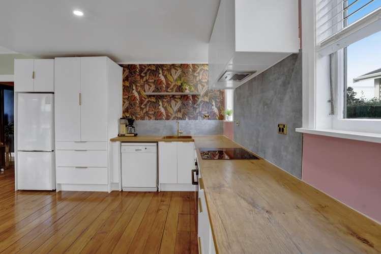 24 Dunn Street Egmont Village_6