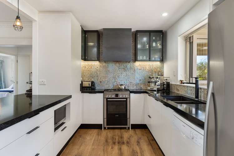 123 Elliot Street Pahurehure_6