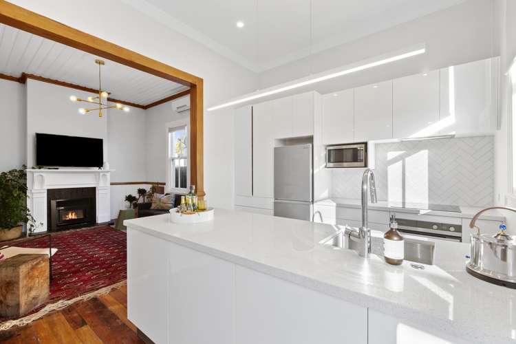 8 Morley Street New Plymouth Central_5