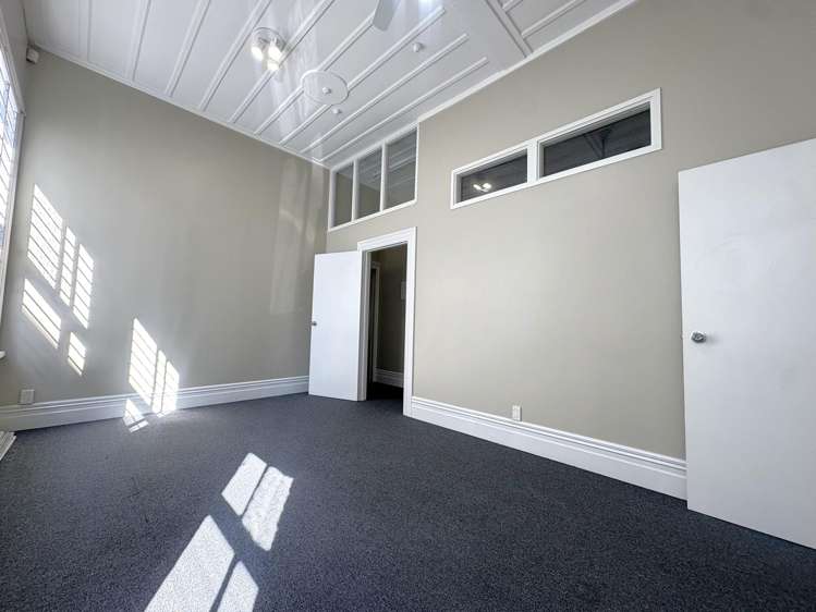 115 Newton Road Newton_7