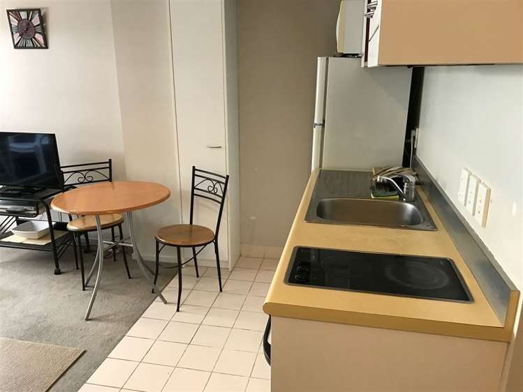 2C/109 Vincent Street 10015_2