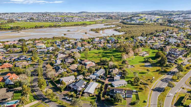 14 Maygrove Drive Orewa_23