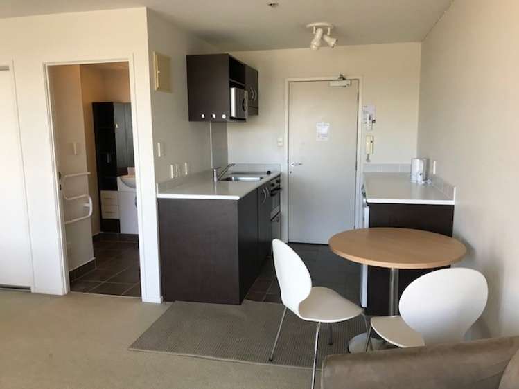 1313/1 Parliament Street 10015_1