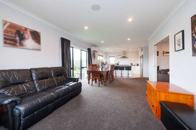 1 Vaucluse Heights Fitzherbert_4