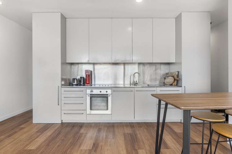 2a/2 Fisher-Point Drive Auckland Central_6