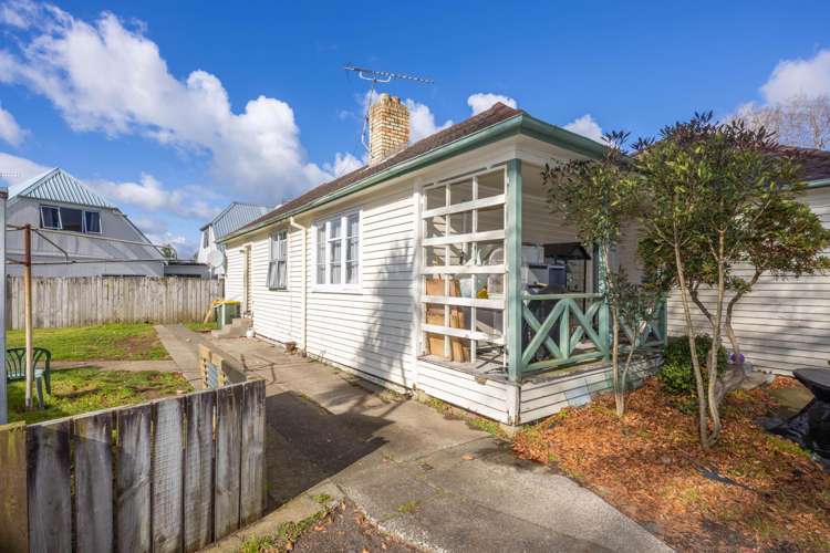 92 & 94 Peachgrove Road Hamilton East_44