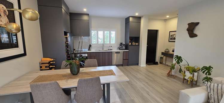 1/1 Holland Avenue Point England_10