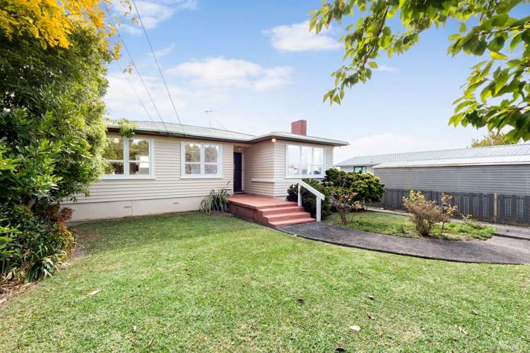 1 Bamboo Grove Kelston_17