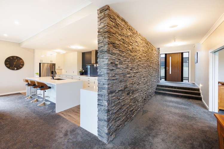 10 Coutts Way Fitzherbert_6