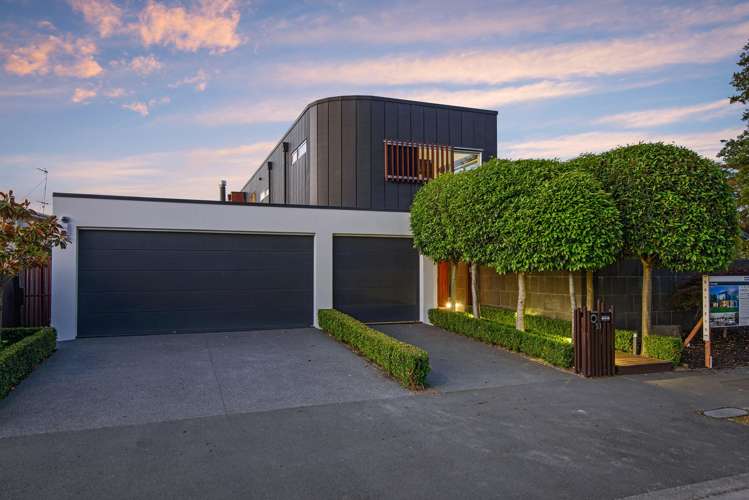 53 Hawthorne Street Strowan_24