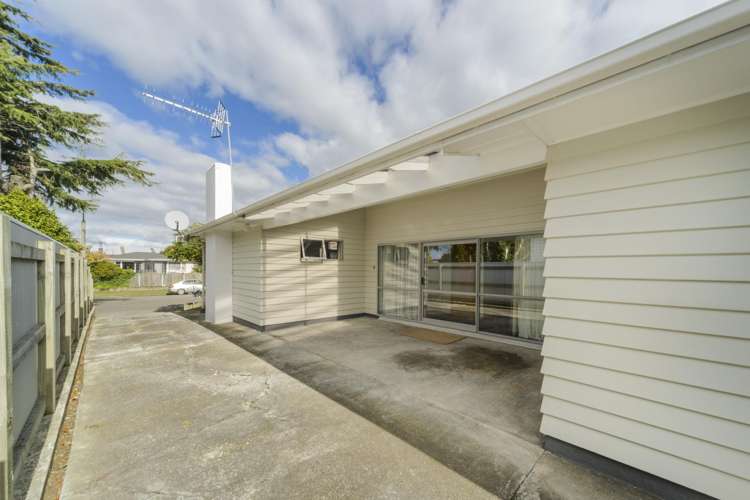 20 Matipo Street Takaro_13