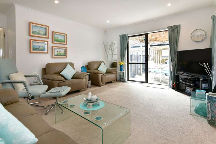 19 Raabia Close Parakai_7