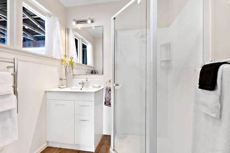 20 Hatton Road Orewa_8