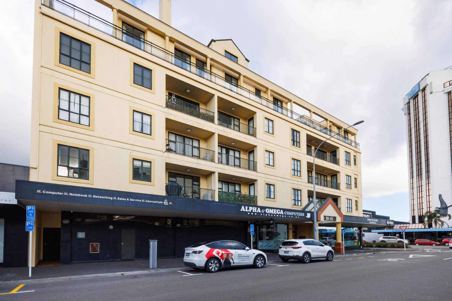 3d/6 Queen Street Palmerston North_0