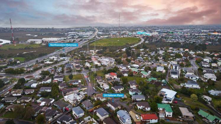 24 Halloran Place Massey_27