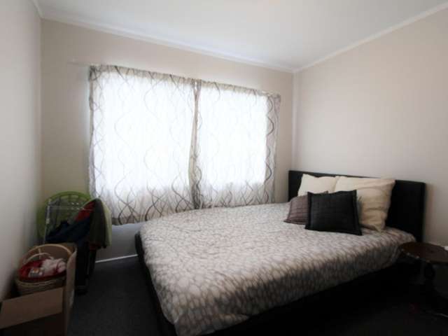 2/65 Etherton Drive Manurewa_3