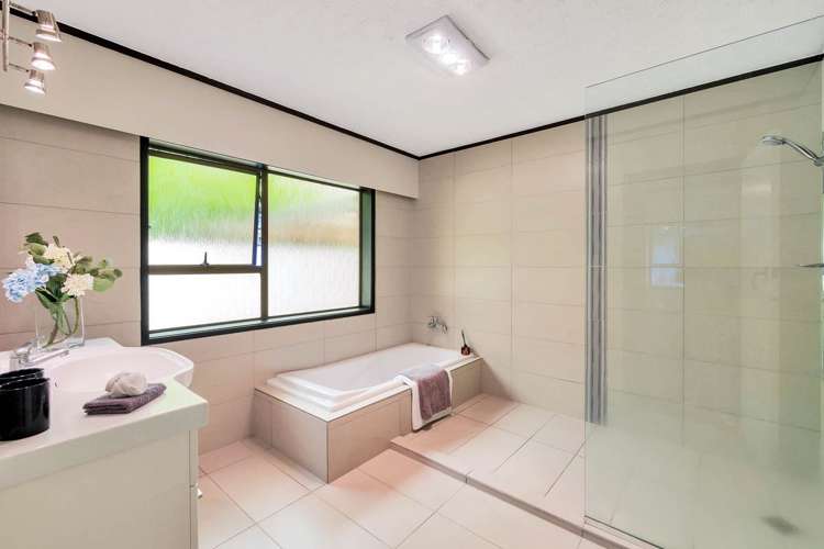 155 Chelsea View Drive Chatswood_11