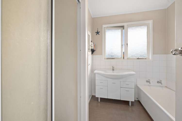 84 Pandora Avenue Westbrook_16