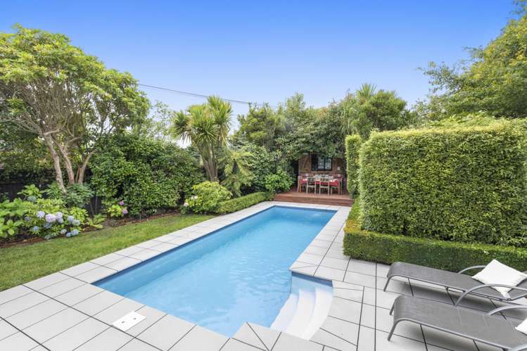 477 Avonhead Road Avonhead_7