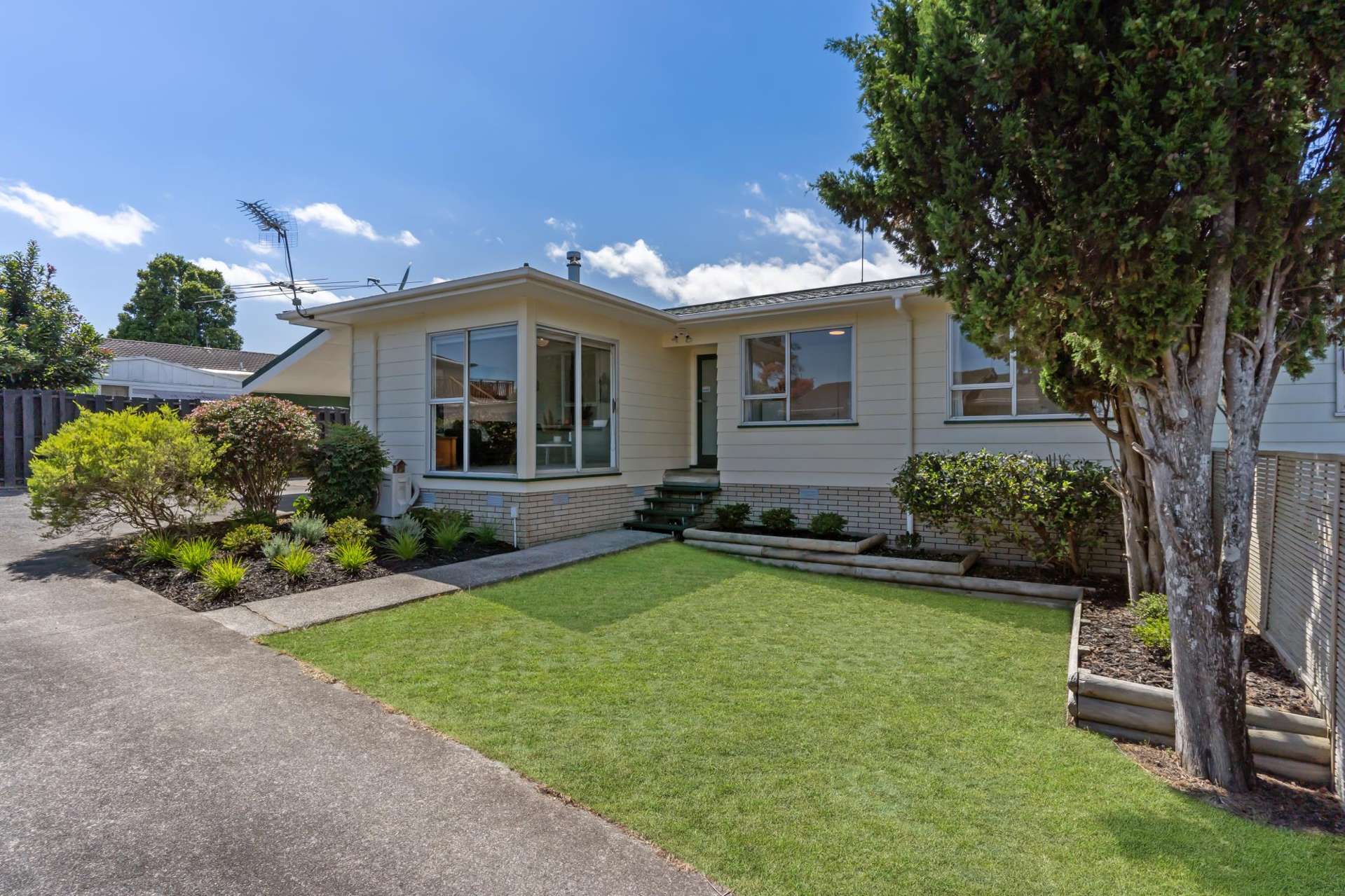 1/81 Archmillen Avenue Pakuranga Heights_0