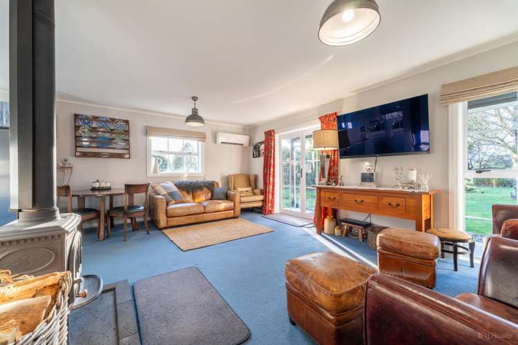 100 Oak Street Orari_6