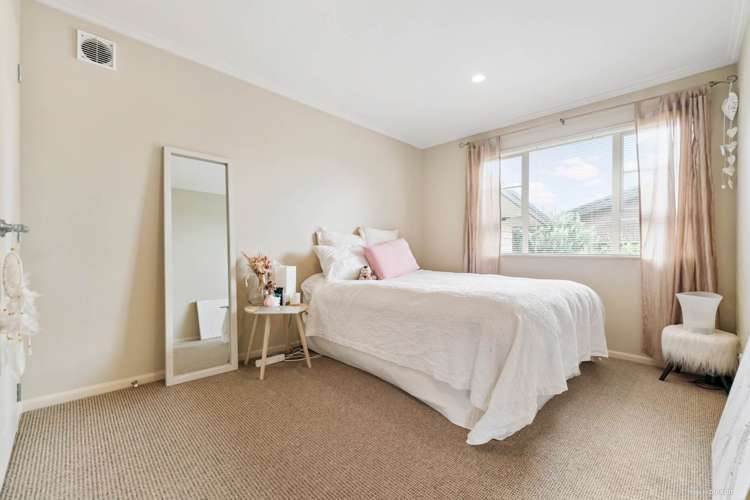 4 Soljans Place Flat Bush_14