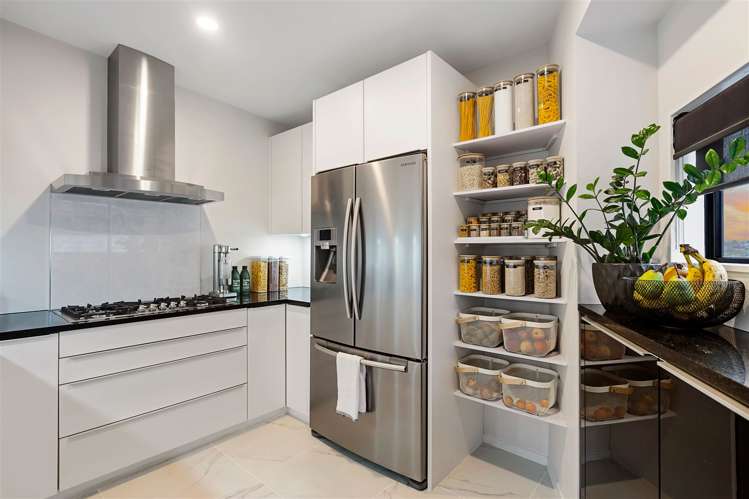 5 Remuremu Street Long Bay_12