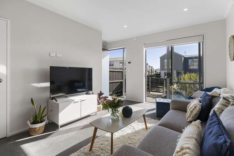 12 Tarakoi Road Hobsonville_5