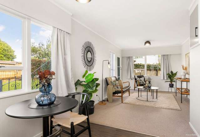 2/49 Western Springs Road Morningside_4