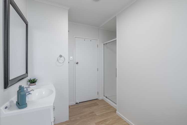 85 Edinburgh Crescent Waikiwi_12