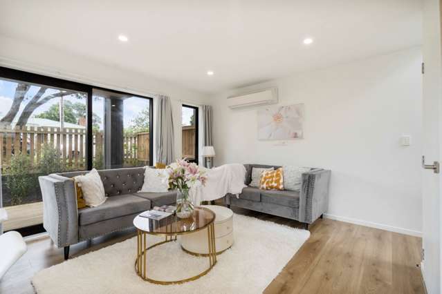 1/31 Reid Road New Lynn_1