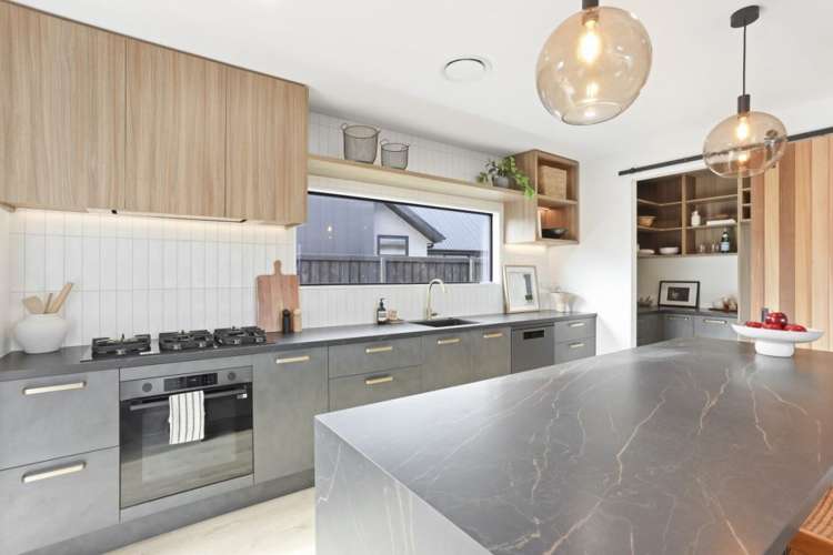 2 Cathie Street_5