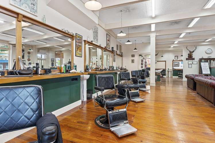 Monaghans Barbershop and BarberTown Whanganui_5