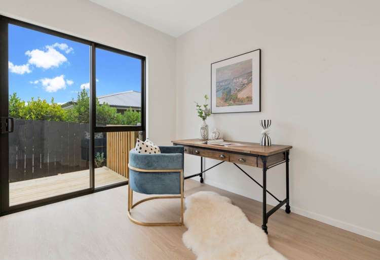 57 Bradbury Road Botany Downs_11