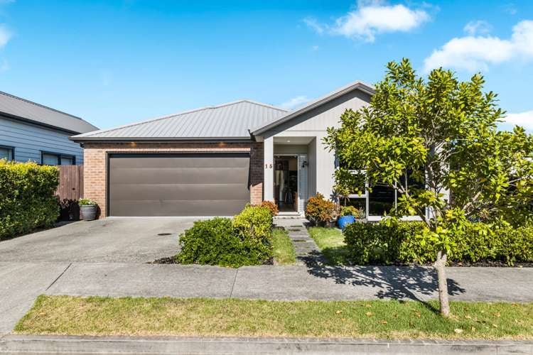 15 Makete  Crescent Hobsonville_0