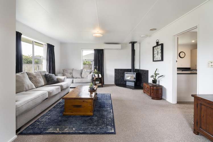 10 Suffolk Crescent Feilding_6